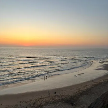 Townhous Da Areia Branca * Praia da Lourinhã